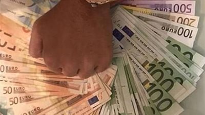 أبناء أغنياء ألبانيا يشعلون إنستجرام بصورهم (صور)