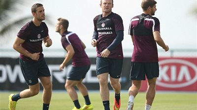 روني: لا أبحث عن الألقاب الفردية مثل 