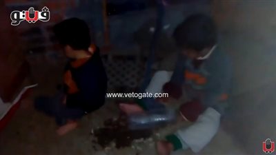 بالفيديو.. تفاصيل مأساة طفلين يحرمهما ضمور في المخ من النوم