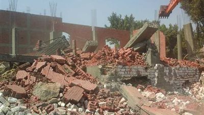 5 صعوبات تواجه المحافظات لاستكمال حملة إزالة التعديات.. التجمعات السكانية أبرز العوائق.. النزاعات القضائية تعيق التنفيذ.. تعدد جهات الولاية الأهم.. ووزير تنمية سابق يوضح طريقة التعامل