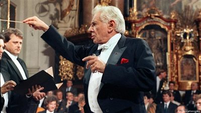 الموسيقى الكلاسيكية تطرد المتسكعين من محطات القطار