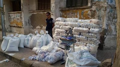 ضبط نجار بحوزته 2 طن سكر تمويني في دمياط