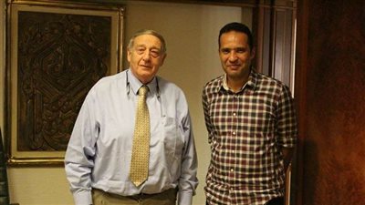 بالصور.. مؤمن سليمان بتيشيرت المقاصة بعد التوقيع موسمين