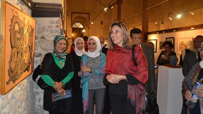 بالصور.. إبداعات 80 فنانا في معرض «أرض الفيروز»