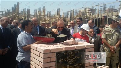 وضع حجر أساس مشروع «أهالينا» لنقل سكان عزبة الصعايدة بحضور وزيرين
