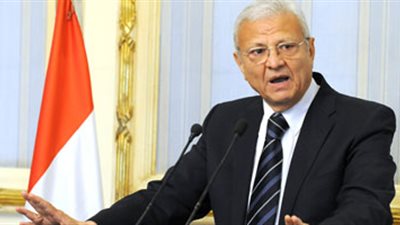 «حلمي» يعرض الإستراتيجية المصرية على قمة «مجتمع المعلومات»