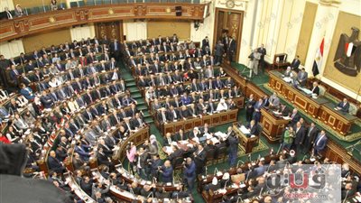 رمضان في البرلمان «حاجة تانية خالص».. دعاية مبكرة للسيسي في الانتخابات الرئاسية 2018.. المشروعات القومية كلمة السر.. و«رشة جريئة» من الحكومة بتنفيذ طلبات النواب