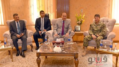 «مميش» يستقبل قائد القوات البحرية الأمريكية