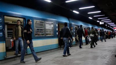 العثور على طفلة تائهة بمحطة مترو الشهداء