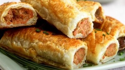 طريقة إعداد لفائف الجلاش بالسجق الشرقي من منال العالم