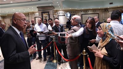 رئيس الوزراء في مؤتمر صحفي: جولات ميدانية بالصعيد قريبا.. تغيير اسم العاصمة الإدارية «وارد».. أحب العمل من مكتبي لفحص الملفات بدقة.. ونسعى لخفض عجز الموازنة العامة للدولة إلى 9.5%