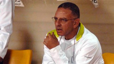 طلعت يوسف للاعبي بتروجيت: «مش عاوزين الفرحة تاخدنا»