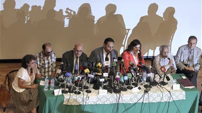 عضو بالدستور: مرسى صورة طبق الأصل من مبارك