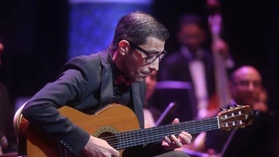 جيتار وحيد ممدوح في مهرجان الشارقة للموسيقى العالمية