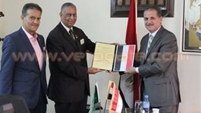 بالصور.. اتحاد المصريين في السعودية يكرم المستشار الثقافي