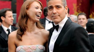 أغلى هدايا عيد الحب.. مدرب الهلال السعودي يهدي زوجته فيلا بحي المليونيرات.. أردني يفاجئ حبيبته بسيارة مرسيدس.. ليلة من «كلوني» لأمل بـ40 ألف دولار.. وجزيرة بـ29 مليون دولار من أنجلينا لـ