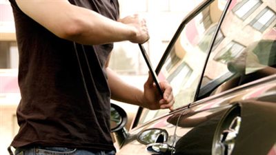 مباحث القليوبية: عاطلان وراء سرقة سيارة السجائر