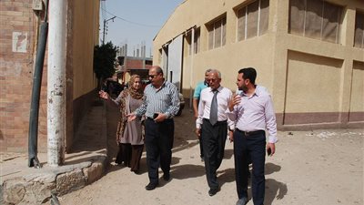 غلق مصنع لحوم لمخالفته الاشتراطات الصحية في الإسماعيلية (صور)