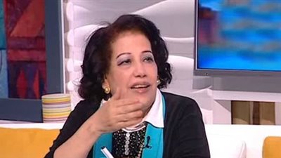 هدى زكريا تطالب بمحاكمة يوسف زيدان لإهانته تاريخ مصر