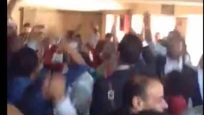 بالفيديو.. فرحة أصدقاء مالك عدلي بتأييد إخلاء سبيله في محكمة شبرا