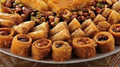 3 مخاطر كارثية عند تناول الحلوى بعد الإفطار مباشرة