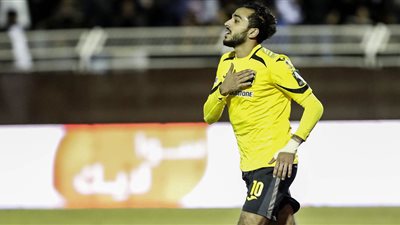 الاتحاد يتعادل 1/1 أمام الهلال في كلاسيكو السعودية بمشاركة كهربا