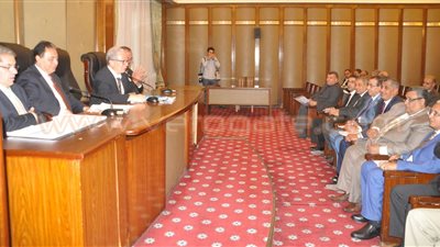 «صحة البرلمان» تخصص ميزانية لعلاج الإدمان ودعم المرأة العاملة