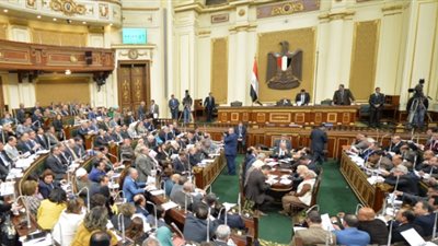 الإجراءات الدستورية لإقرار التعديل الوزاري.. التصويت عليه جملة واحدة.. لا يترتب على رفضه حل البرلمان.. رئيس الحكومة غير ملزم بحضور جلسة الغد.. الوزراء الجدد غير ملزمين بطرح برنامج جديد