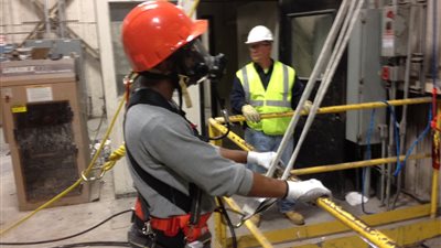 «لجنة الحريق» تدعو أصحاب المصانع للالتزام بإجراءات الأمن الصناعي