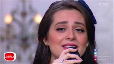 بالفيديو.. هبة مجدي تقدم أغنية محمد محسن لعيد الأم لأول مرة