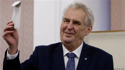 جولة ثانية للرئيس التشيكي المثير للجدل في الانتخابات الرئاسية