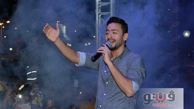 بالصور.. حمادة هلال يشعل حفل مارينا وسط عشاقه