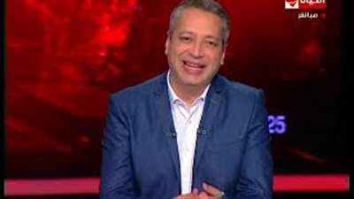 تعليق كوميدي لتامر أمين بعد تصريح السيسي «هنكسب كأس العالم» (فيديو)