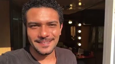 أبطال مسلسل «30 يوم» يهنئون الجمهور برمضان على طريقتهم الخاصة