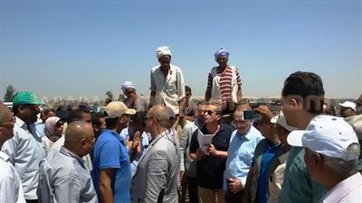 فلاح لـ«وزير الزراعة»: «إسرائيل بتنتج القطن ألوان يا معالي الوزير»