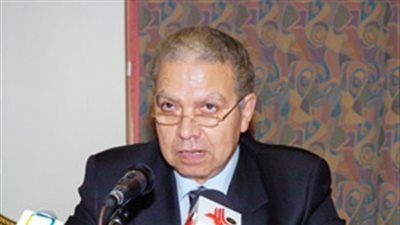 توقعات بنجاح الحكومة في إعادة هيكلة القطاع العام