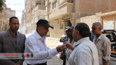 محافظ البحيرة يدعو أهالي كفر الدوار للمشاركة في حملة النظافة