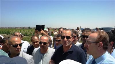 وزير الزراعة عن اتهامه في «فساد القمح»: «مليش دعوة بالقضية»