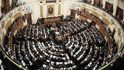 نشرة الأخبار وأبرزها: جلسة طارئة بالبرلمان لنظر التعديل الوزاري