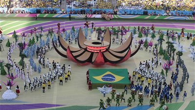 حمام السلام في افتتاح مباراة البرازيل وكرواتيا