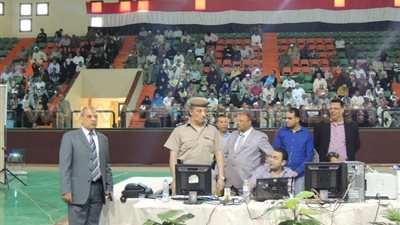 بالصور.. فوز 336 من المتقدمين بقرعة الحج في الفيوم