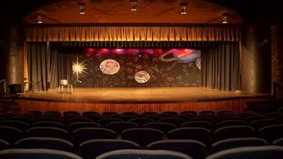 «ولاد البلد» قريبا على قاعة «صلاح جاهين» بالبالون