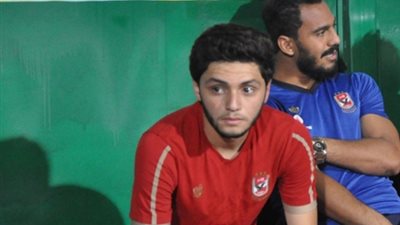 «نيدفيد» يتخطى الفحص الطبي ويشارك في تدريبات الأهلي