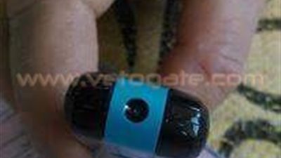 بالصور.. ضبط «US B» مذودة بكاميرات تجسس في مطار القاهرة