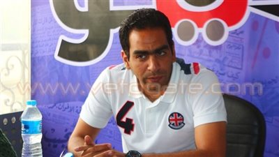 عادل مصطفى: الأهلي يلعب أمام الفرق الكبيرة أفضل من الصغيرة