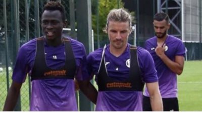 مدافع تولوز يتوعد نيمار ويحذره من قدميه