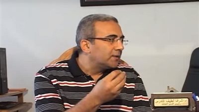 البحوث الفلكية: رؤية القمر وكوكب المشترى ونجم لامع بالسماء غدا