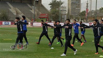 الأهلي ينهي مرانه الصباحي بالكرات الثابتة استعدادا للدراويش
