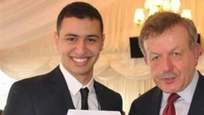 السفير البريطاني يهنئ يوسف أنيس على تكريمه: «الزهر لعب»