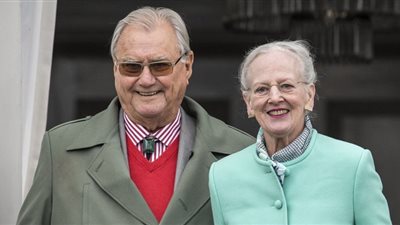 وصية مثيرة لزوج ملكة الدنمارك: «ادفنوني بعيدا عنها»